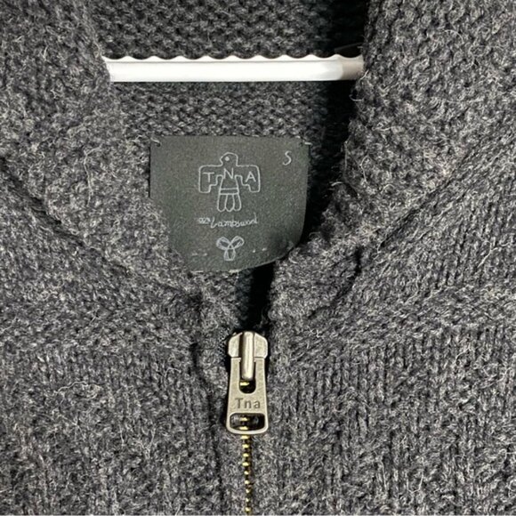 Aritzia x TNA Women's Charcoal Gray Torridon Full Zip Lambswool Knit Cardigan - Picture 5 of 8